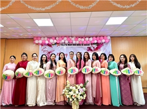 Team Building 8/3 gắn kết yêu thương tại Asean School